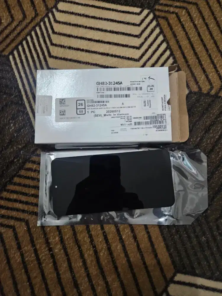 Jual Lcd OLED Samsung s23, S4 ori