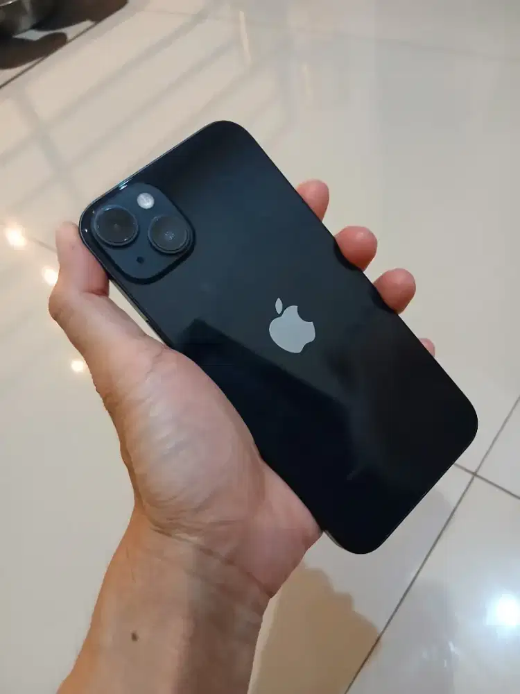 iPhone 14 Plus 128GB Midnight Ex iBox Fullset Mulus Normal