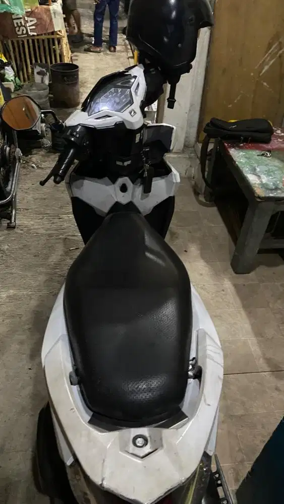Bismillah Jual vario 150 2017 putih