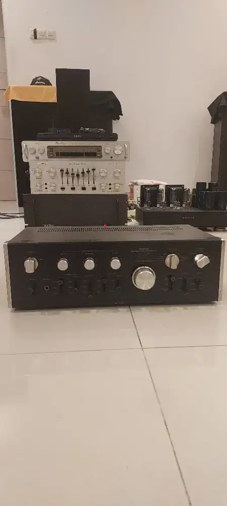 Amplifier Sansui AU-7900