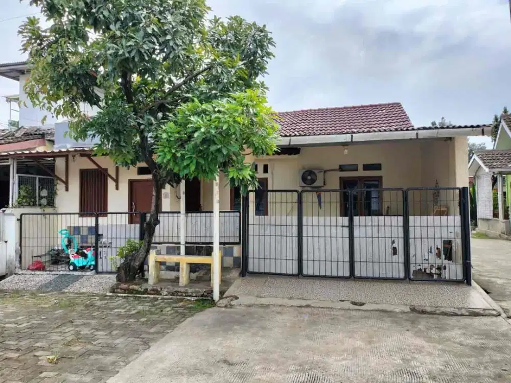 Rumah 1 lantai dalam perumahan pamulang elok dengan kawasan asri dan strategis