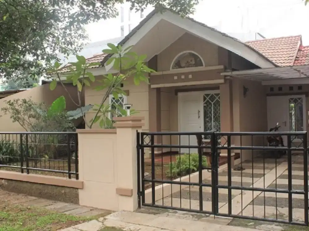 Rumah bsd dekat stasion krl rawa buntu dan pintu tol serpong