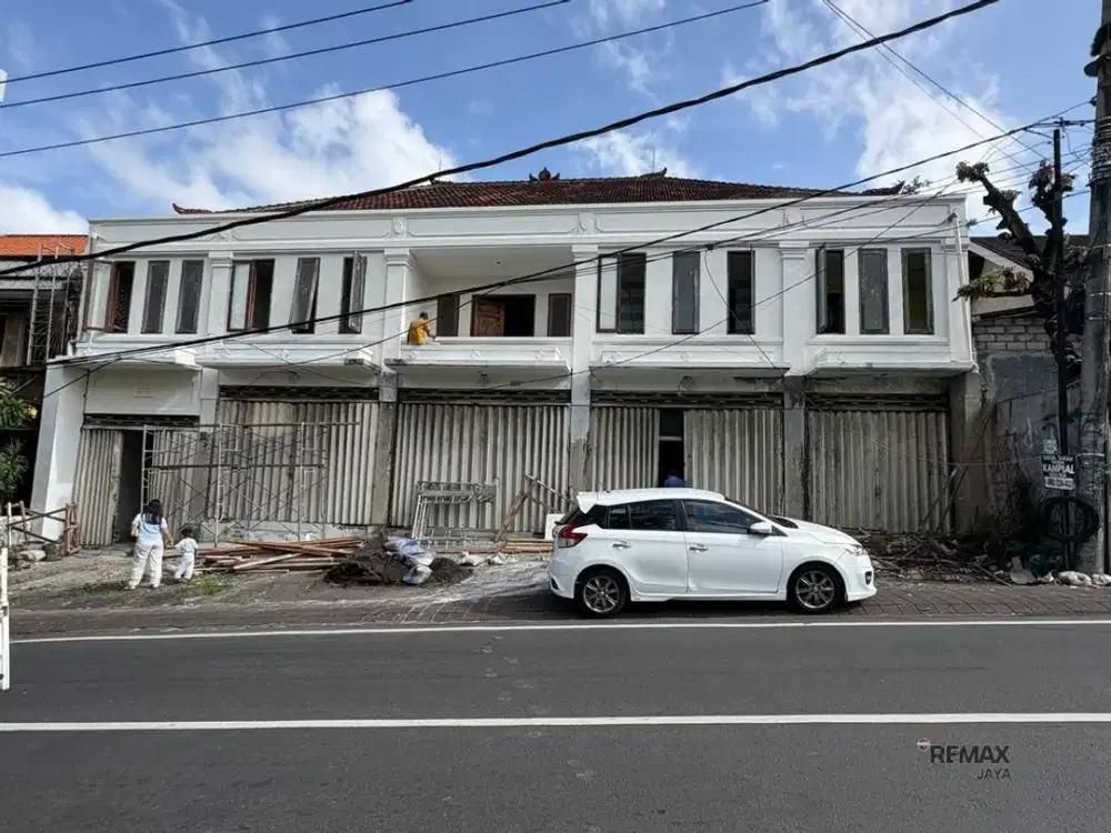 Bangunan Komersial 2 Lantai Disewakan di Kawasan Benoa, Nusa Dua