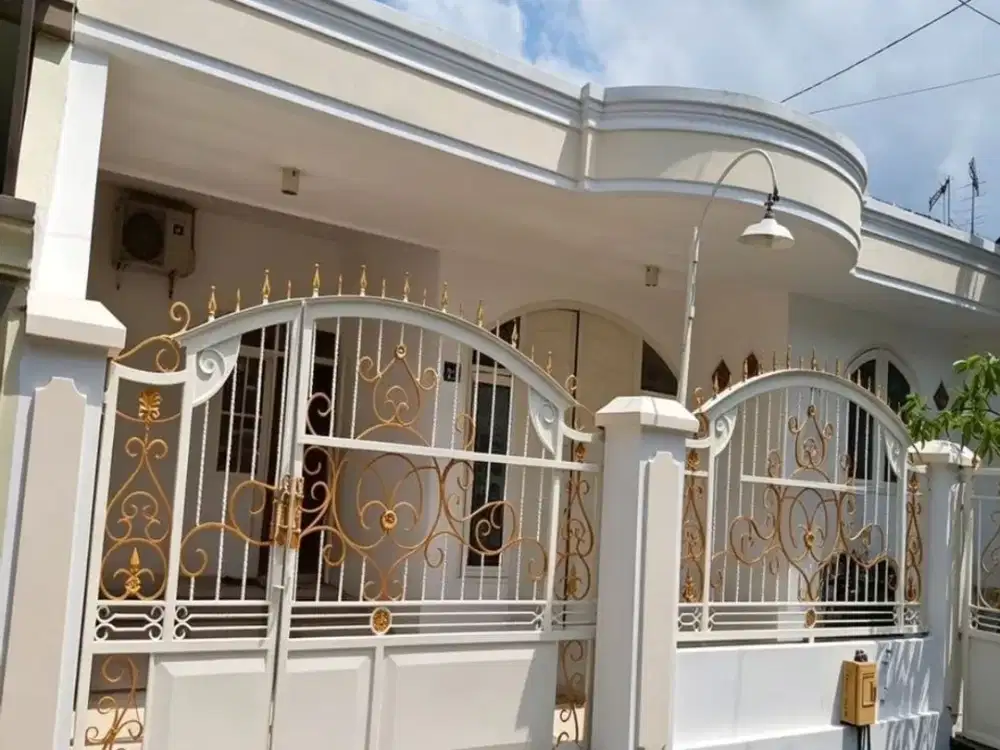 Rumah Bersih Terawat Di Sulfat Blimbing Malang