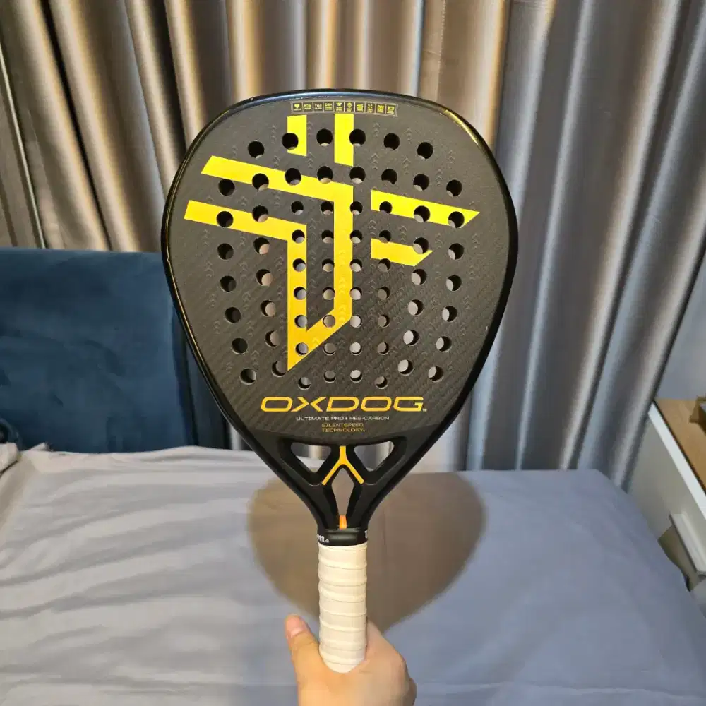OXDOG ULTIMATE PRO+ 2025 CLASSIC SERIES LIMITED EDITION PADEL CARBON