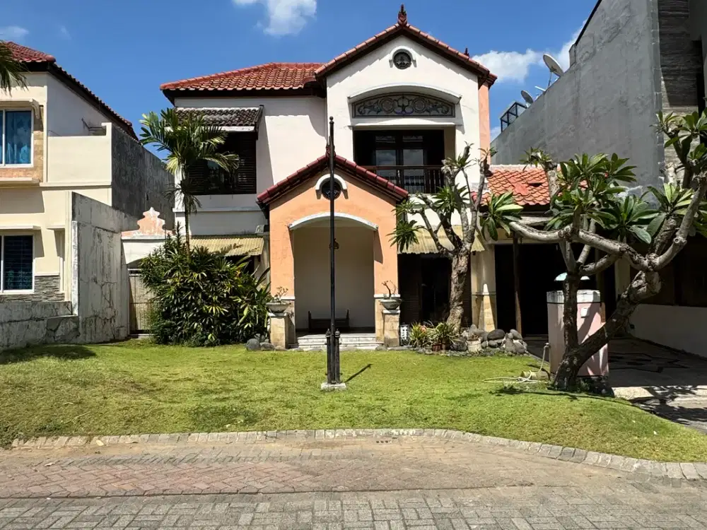 DIJUAL RUMAH CRYSTAL GOLF CITRALAND 2LT 4KT SEMI FURNISH