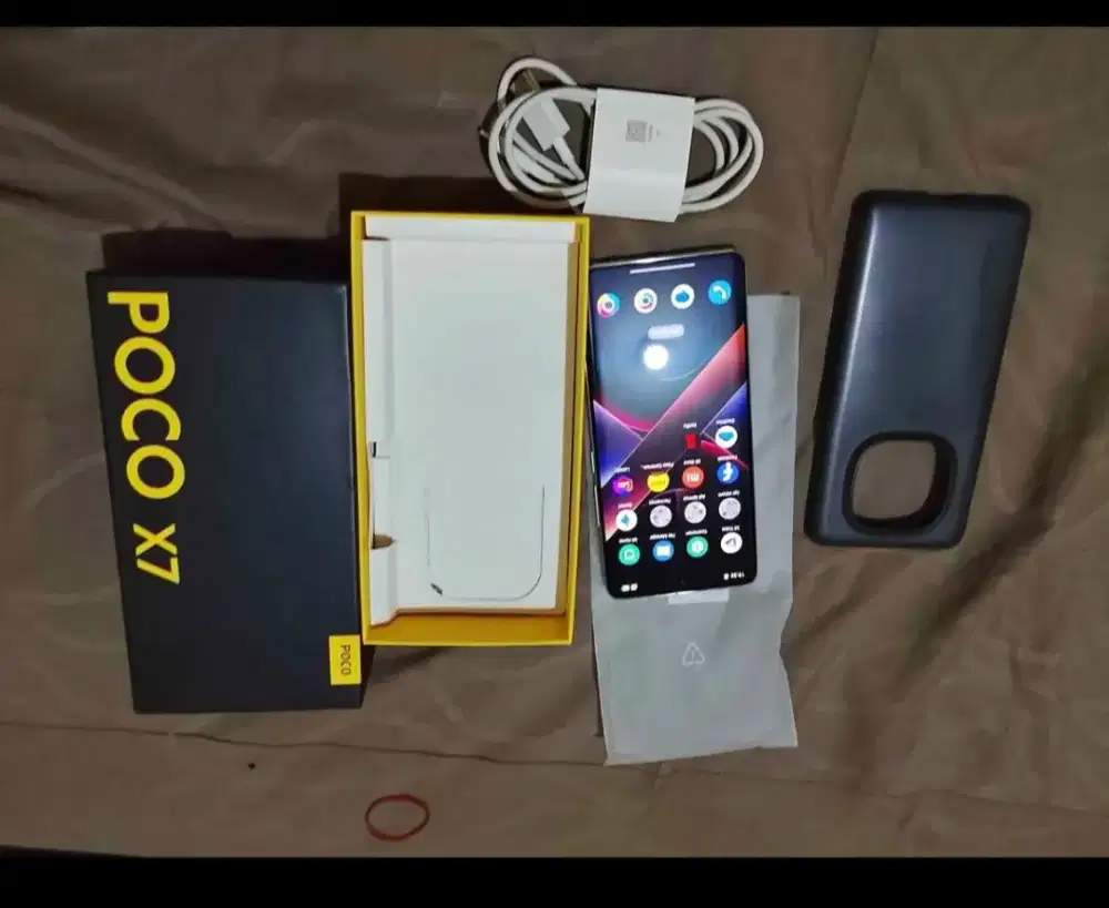 Jual cepat poco x7 8/256gb