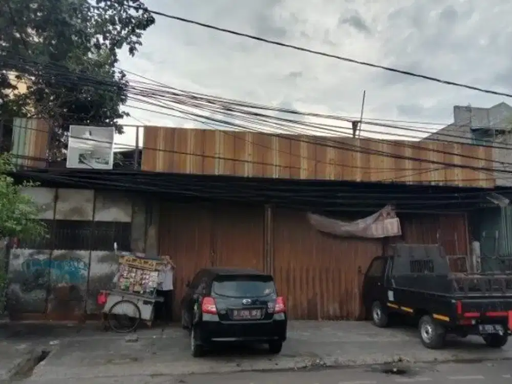 Di Sewakan / Jual Gudang Lokasi Strategis Daerah Jembatan Lima Raya , Tambora - Jakarta Barat