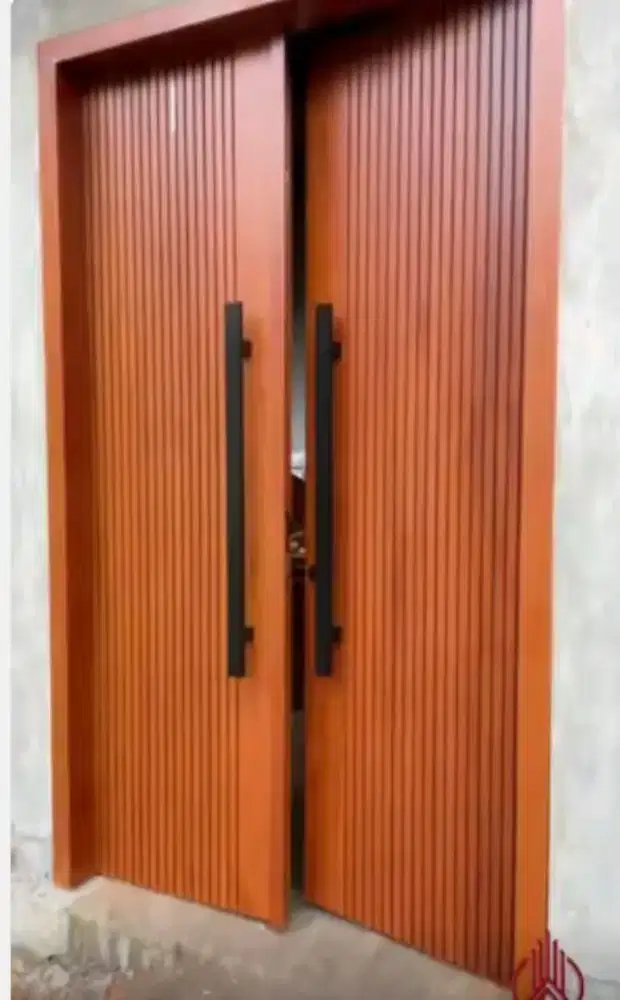 Pintu-pintu motif bahn kayu kamper samarida