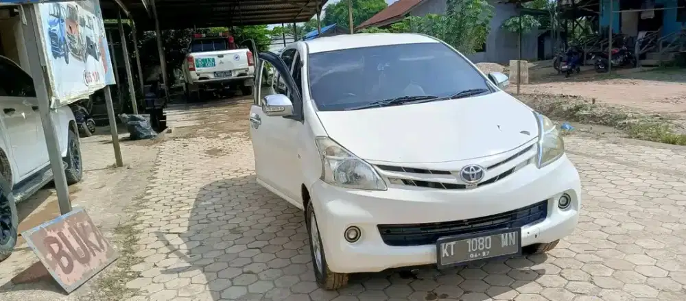 Mobil pribadi kesayangan