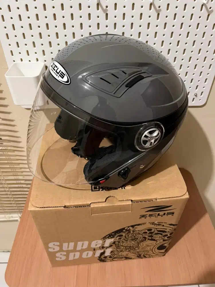 Zeus 610 Grey Model Terbaru Helm Half Face Double Visor Size XL