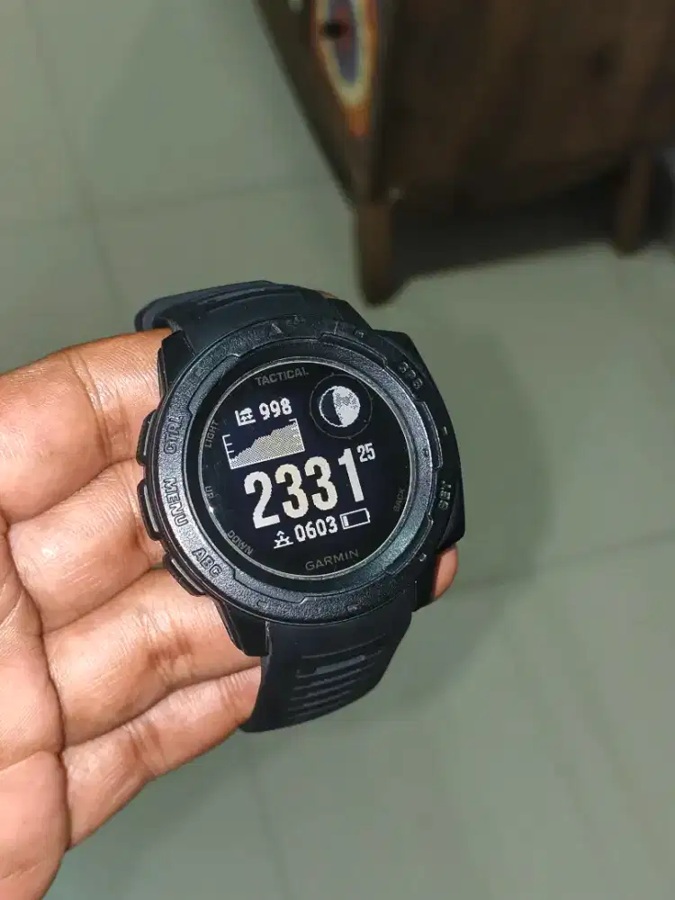 Garmin instinct