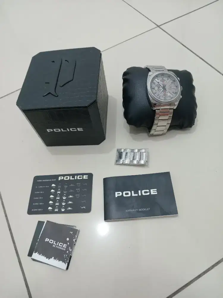Jam Tangan Pria POLICE