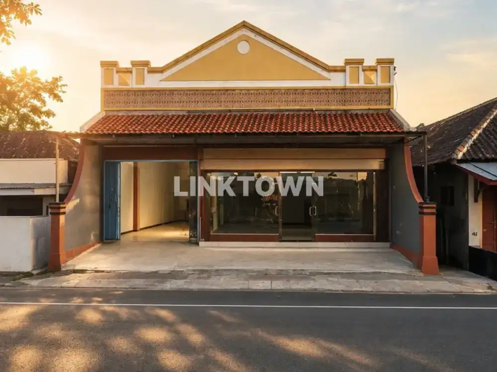 Rumah 2 Lantai Lokasi Strategis Jalan Utama di A Yani Sukoharjo