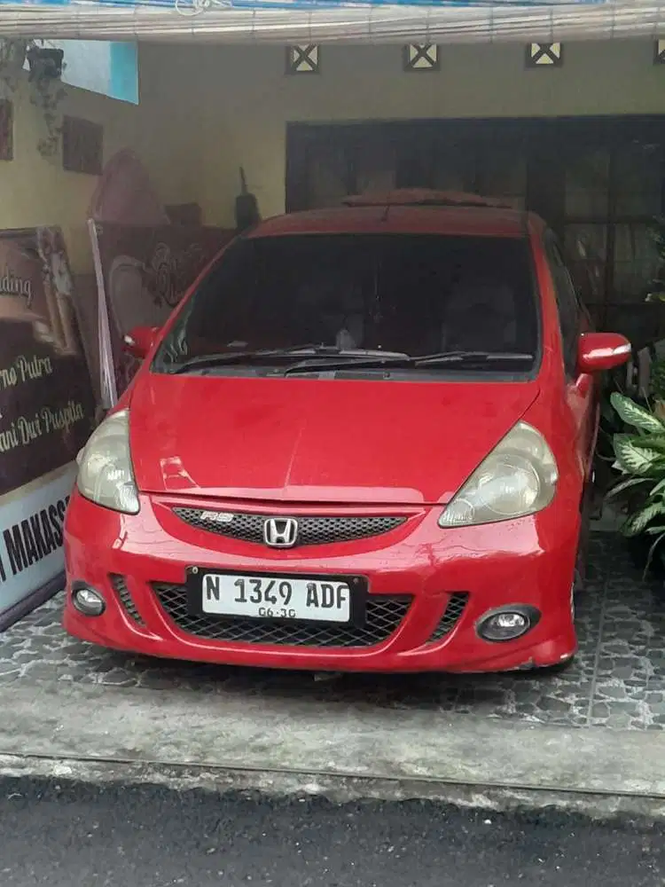 Honda Jazz 2004 Bensin