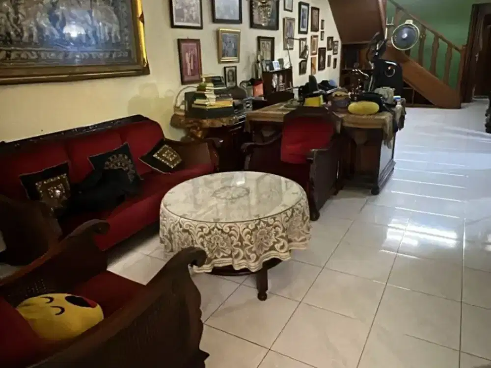 DIJUAL DAN DISEWAKAN RUMAH DI JL. PESANGGRAHAN PERMAI - KEBAYORAN LAMA