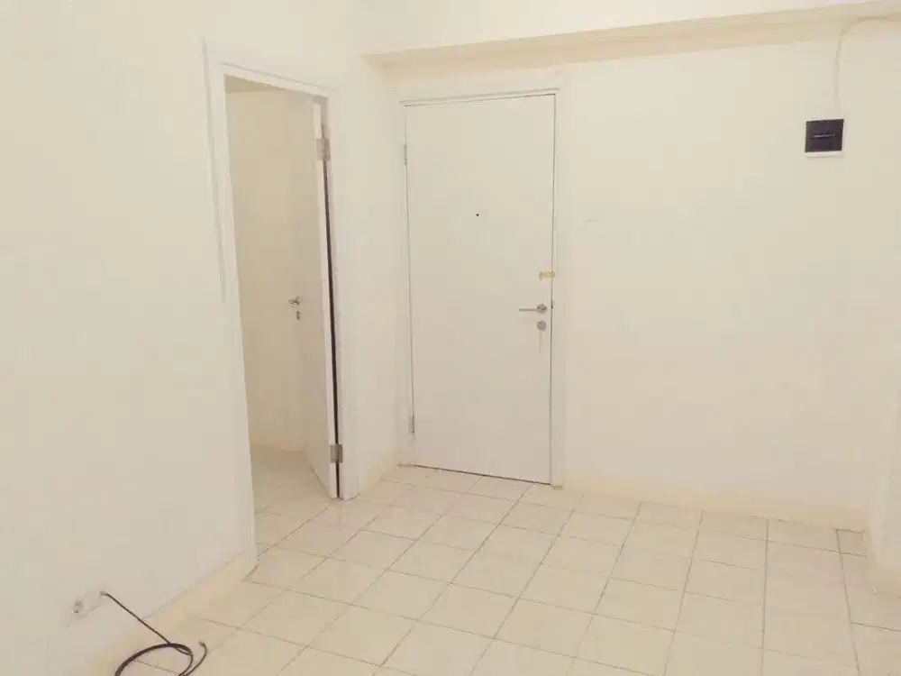 Unit 2 kamar kosongan di Green Pramuka City Tower pino
