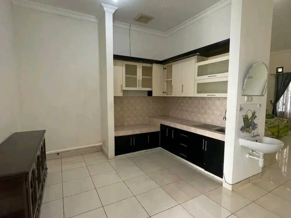RIC.A189 Rumah 2 Lantai di Puri Mas Surabaya Lokasi Nyaman Siap Huni