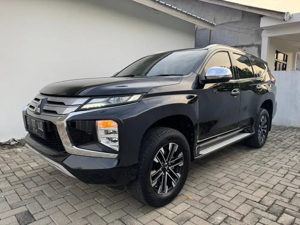 Mitsubishi Pajero Sport Dakar Diesel Matic Tahun 2022