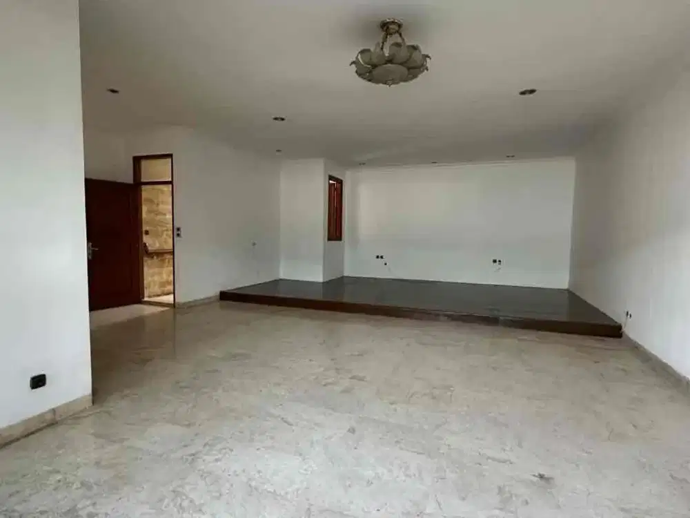 Jual/ Sewa Rumah siap huni Taman Sakura soeta