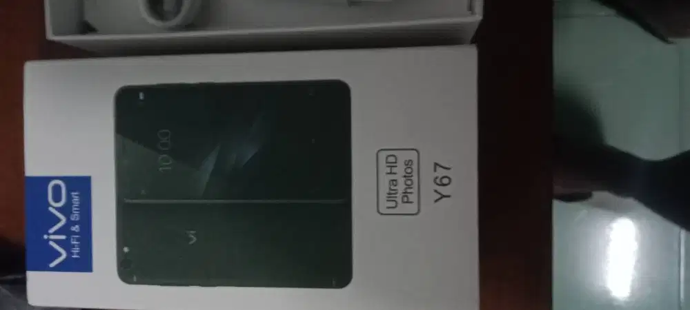 Jual hp Jadul Vivo Y67 warna back dor Pinx.