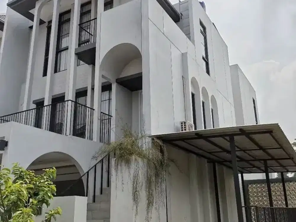 Dijual & Disewakan Rumah Hook–Tusuk Sate di Cluster Aether Greenwich BSD – 3 Lantai, Siap Huni