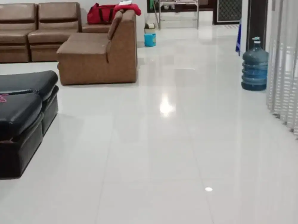 SEWAKAN RUMAH GRAHA FAMILY 2 LT, SIAP HUNI
