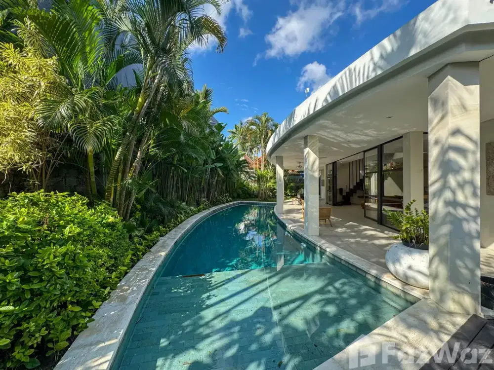 4 Bedroom Villa for sale in Seminyak, Bali