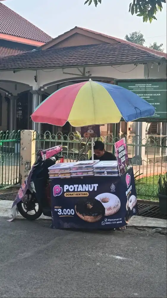 Lowongan Kerja Penjual Donat Kentang Potanut (Motor Pribadi)