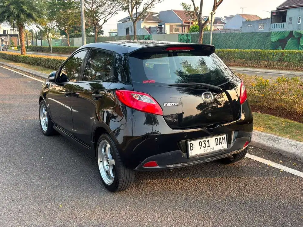 Mazda 2 2012 Bensin