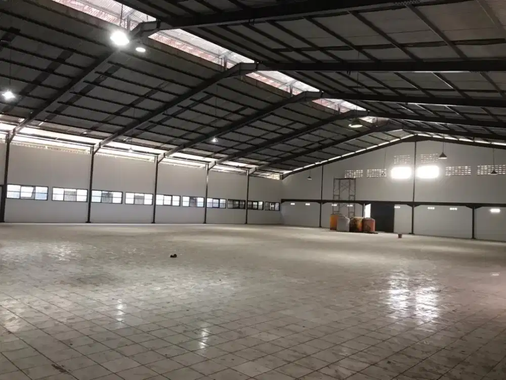 Jual/Sewa Gudang Kopo Bandung LT 2500m² – Akses Kontainer 40ft 24 Jam