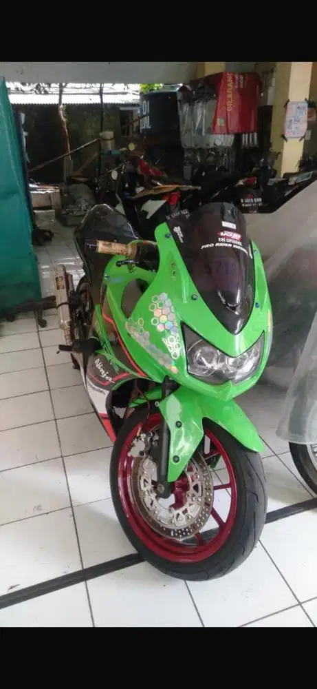 Ninja 250 tahun 2011