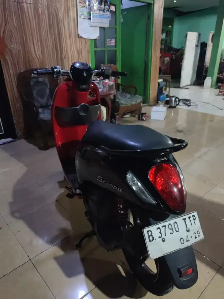 Scoopy tahun 2013 sporty-at