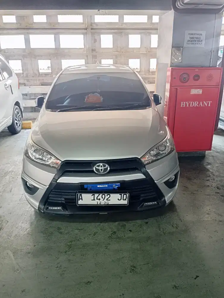 YARIS TRD 2015 MANUAL