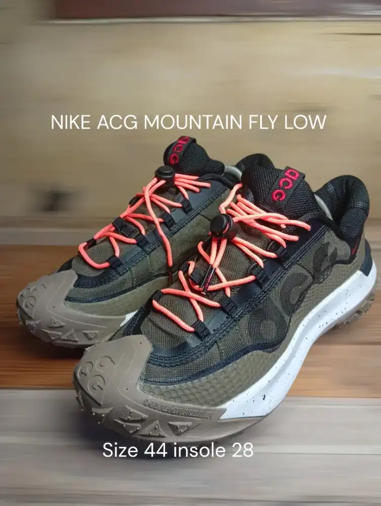 Acg mountain fly 2 low size 44 insole 28