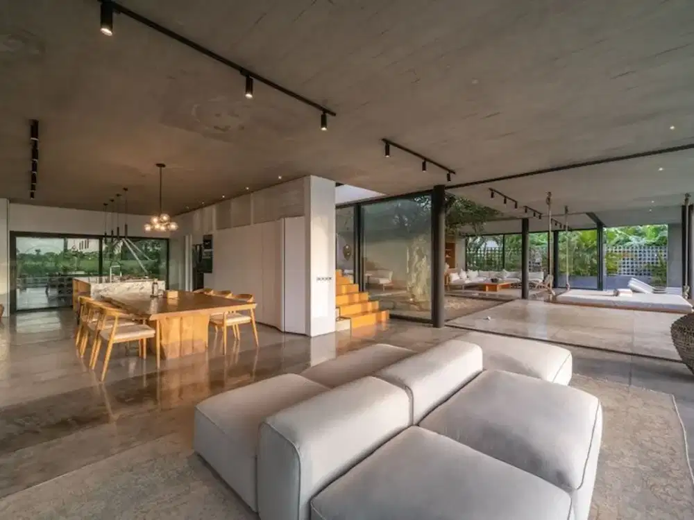 DIJUAL / FREEHOLD : Modern Luxury Villas 5 Bed, Paddie View, Canggu Beach Side, Kayu Tulang, Canggu, Bali