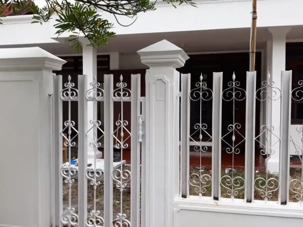 A117 JUAL DAN SEWA RUMAH AREA TENGGILIS TENGAH TENGGILIS MEJOYO, SHM, ROW JALAN 3 MOBIL, DEKAT RAYA MERR, DAN GALAXY MALL