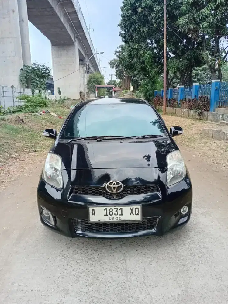 Toyota Yaris E Matic 2012