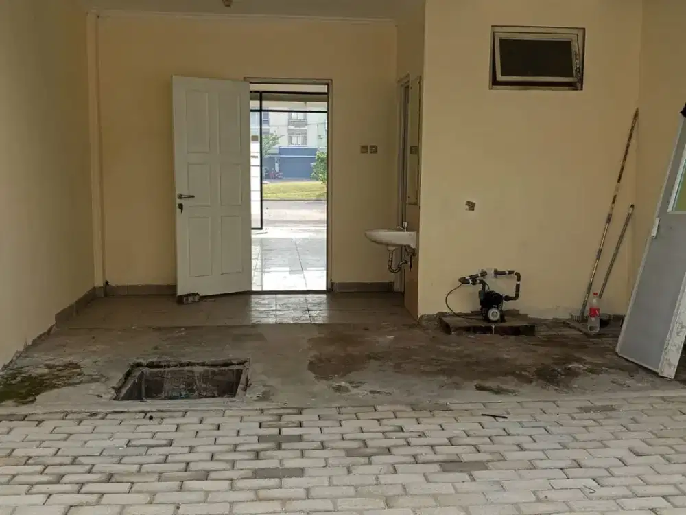 Di jual ruko 3 lantai di symphoni harapan indah bekasi barat
