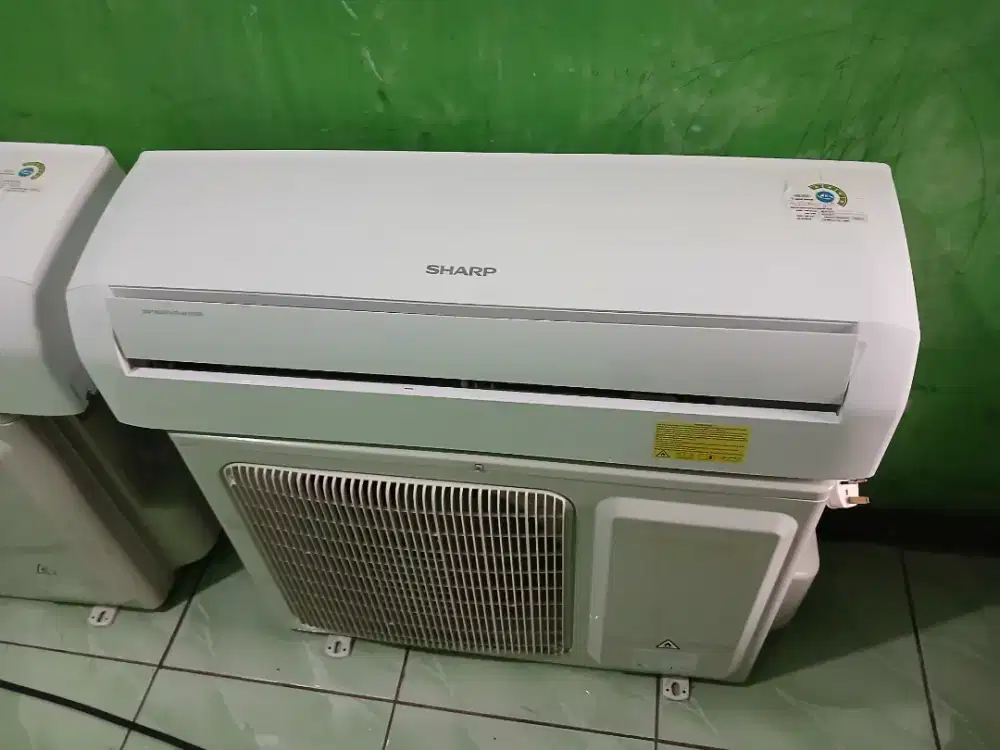 AC Sharp 1.5pk bekas seperti baru