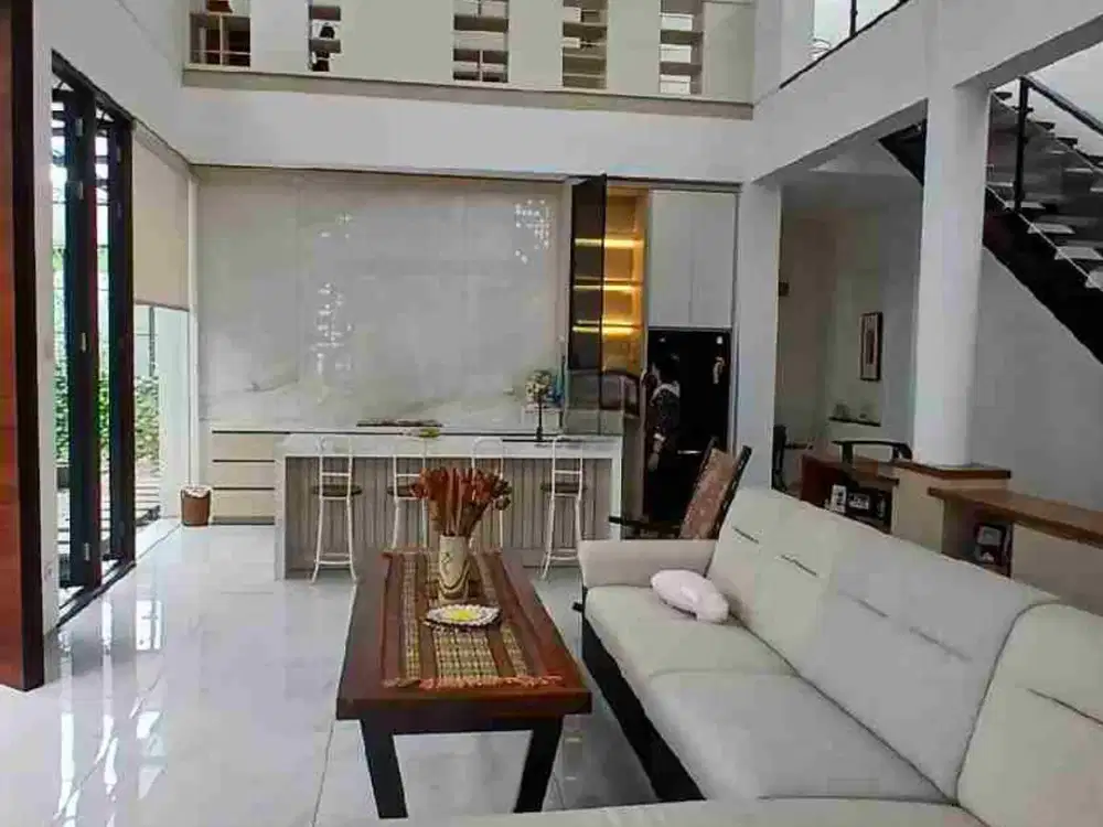 dijual / disewakan rumah mewah sumber sari bandung