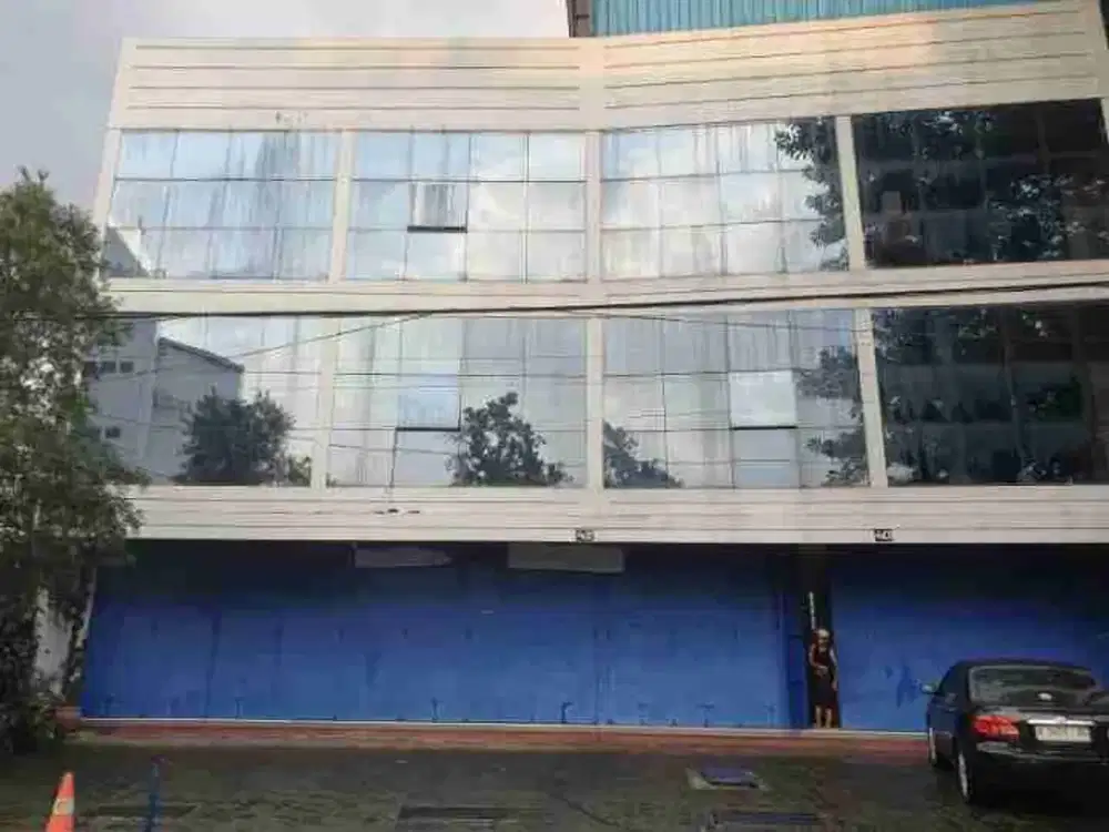 Dijual / Disewakan Gedung Komersial Dekat Balai Kota Bandung
