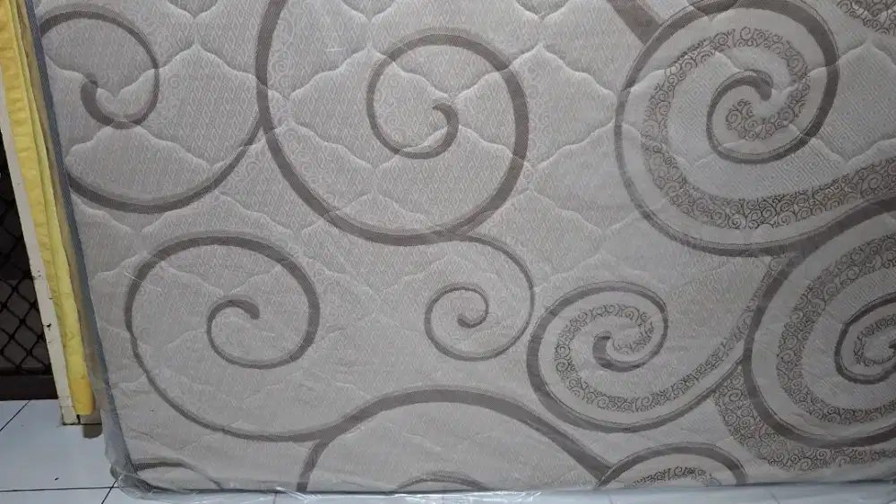 Kasur 160 × 200