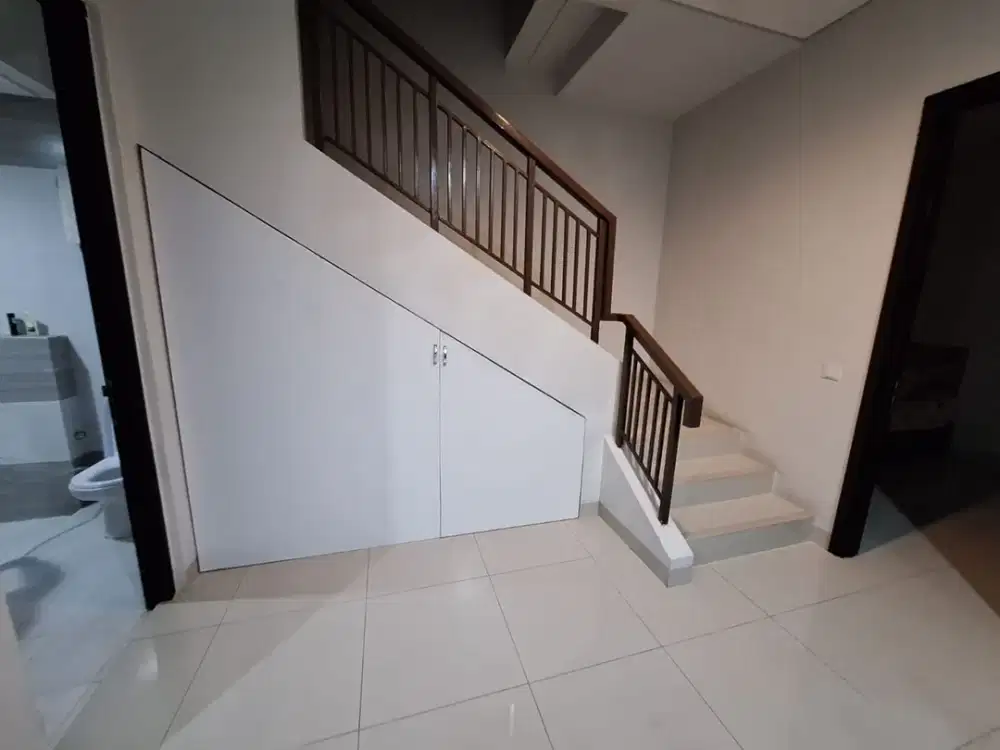 DIJUAL ATAU DISEWAKAN RUMAH EMINENT BSD