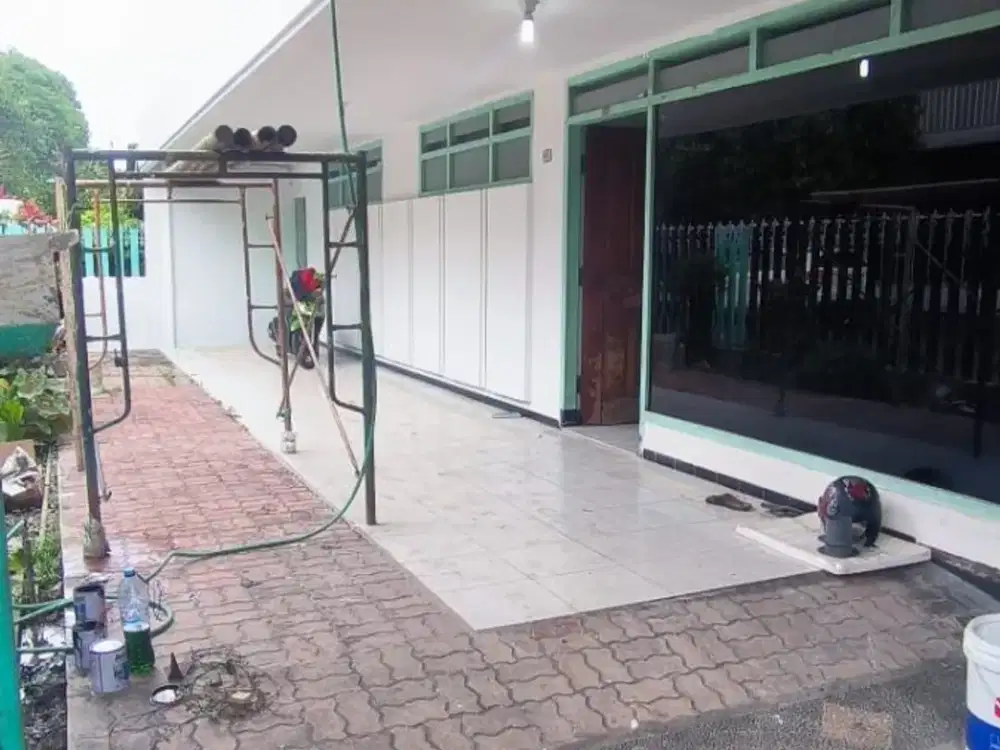 Rumah di Jalan Bunga Lely Malang