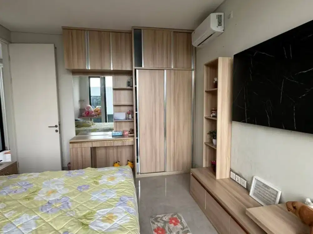 Jual Rumah Mewah CitraLand Surabaya Barat 4.5M Nego, Ada Private Pool & AC Lengkap Murah..!! (BJR-011)