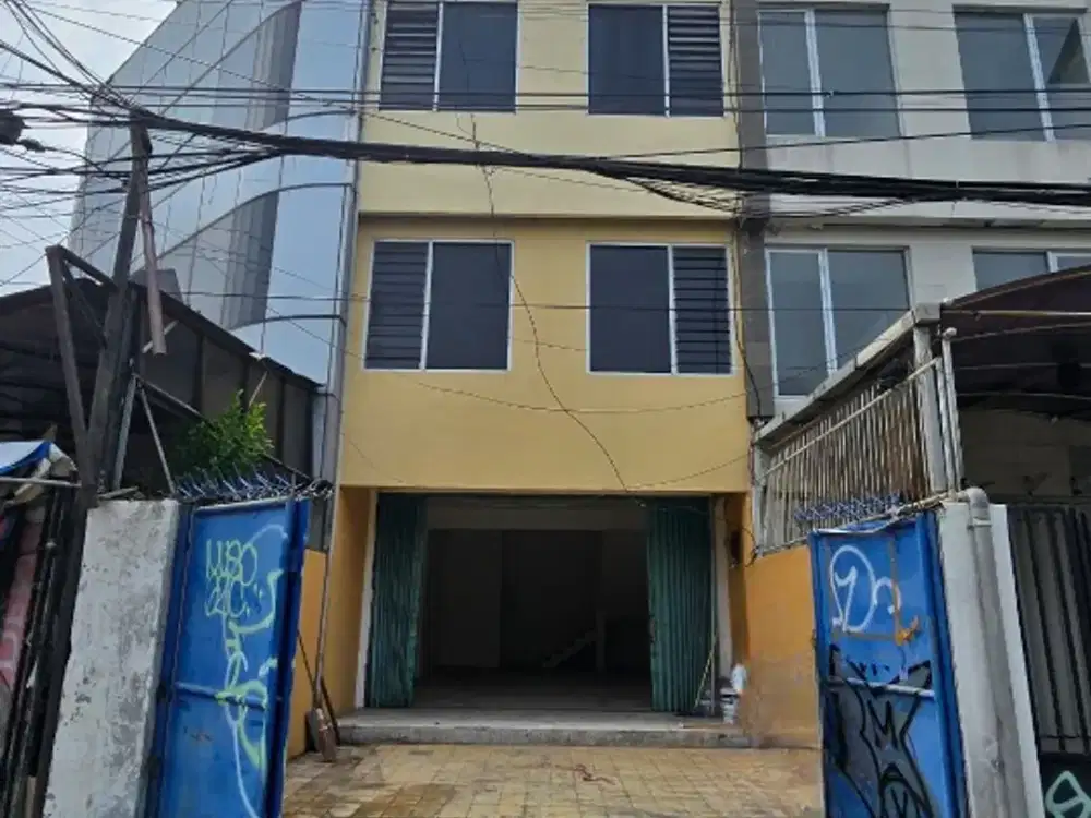 Dijual Ruko Pucang Anom Timur lokasi Ramai