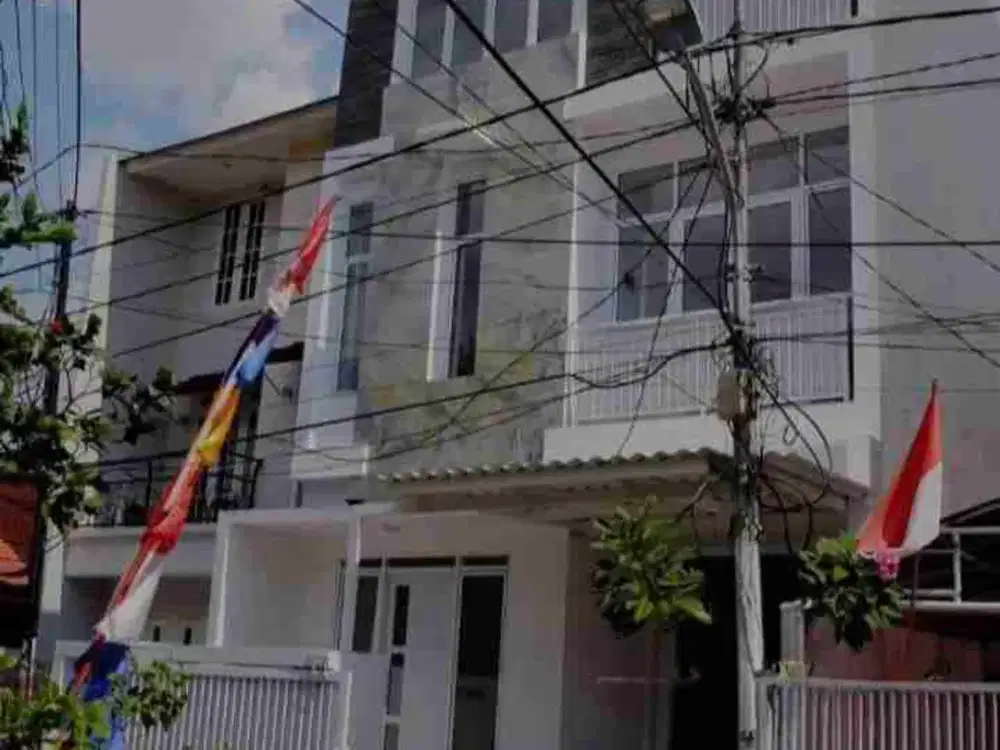 Dijual / Disewakan Cepat  Rumah Baru Minimalis di Tebet Timur Jakarta Selatan