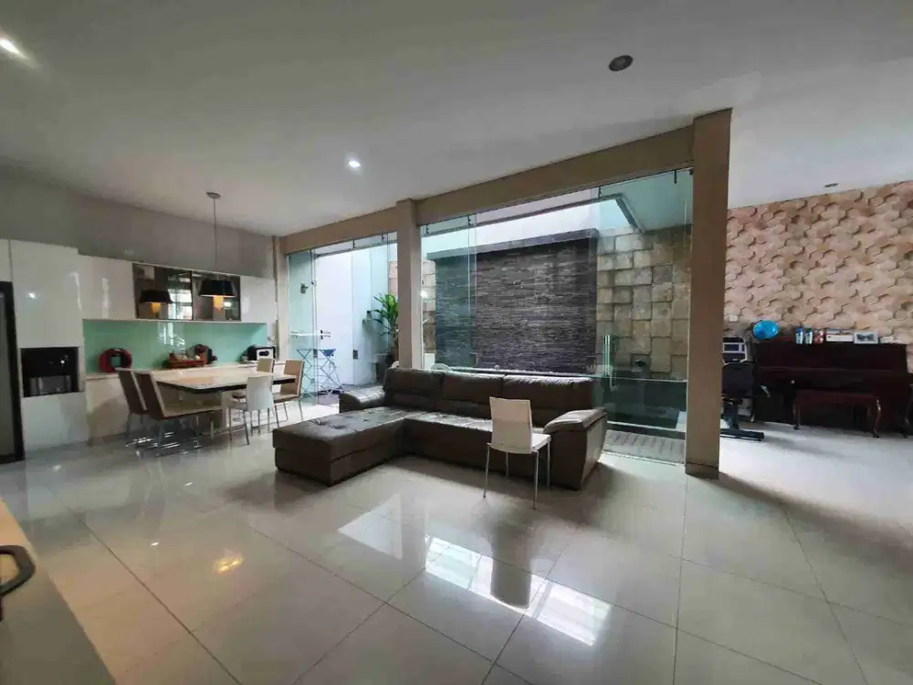 Sewa Rumah Minimalis Siap Huni Imperial Golf Pakuwon