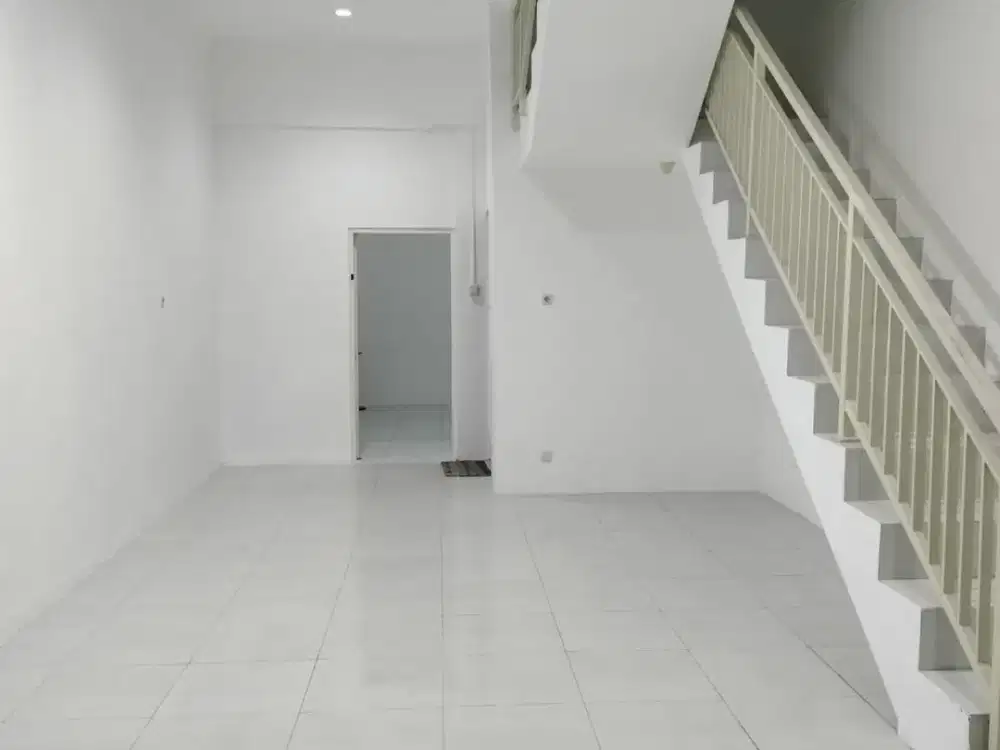 Langka Ruko 2 lantai Puri Surya Jaya Valencia Residence